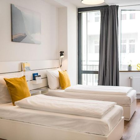 Fantastic 2 Bedroom Apartment Берлин Екстериор снимка