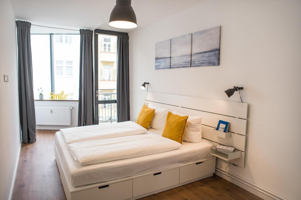 Fantastic 2 Bedroom Apartment Берлин Екстериор снимка