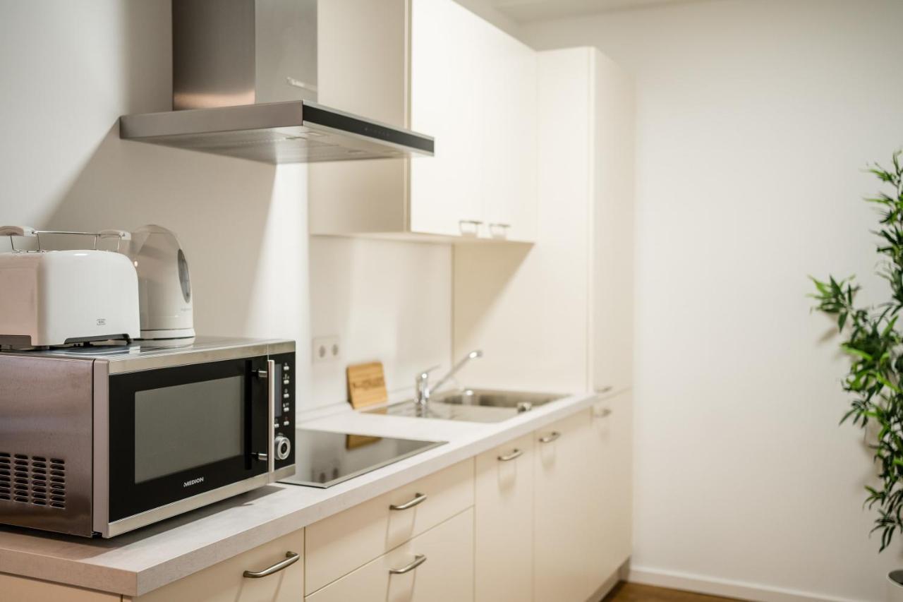 Fantastic 2 Bedroom Apartment Берлин Екстериор снимка