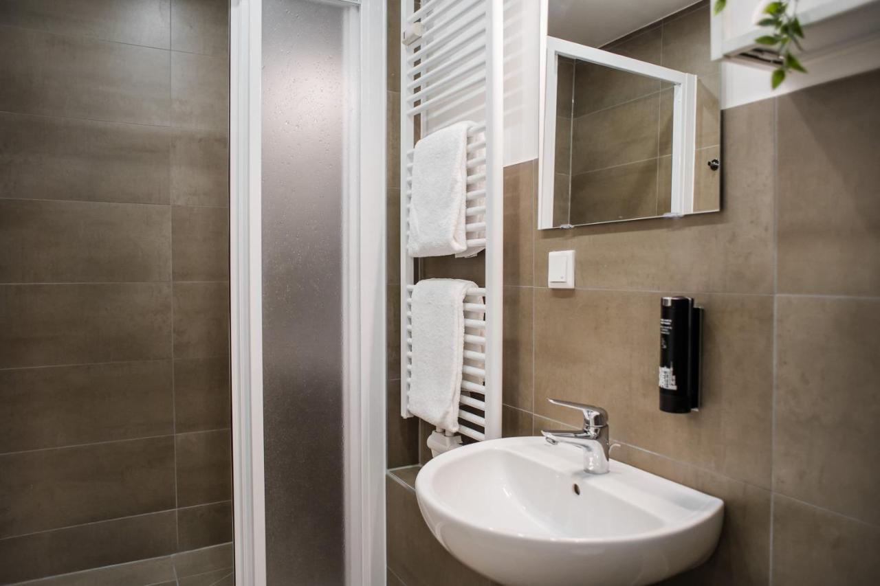 Fantastic 2 Bedroom Apartment Берлин Екстериор снимка